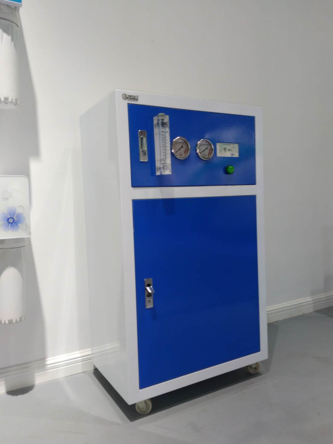 1653016740166868.jpg 614333445.jpg